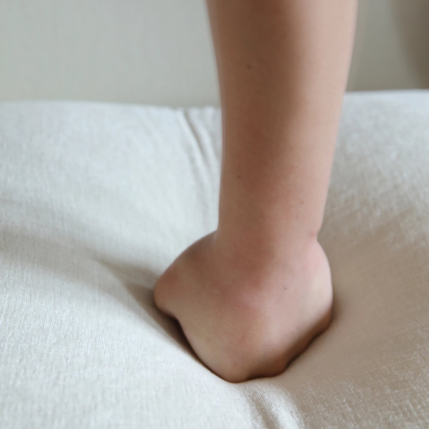 Love Seat Chenille Couch Mid-Century Sofa Deep Love Seat Couches 77" Plush Sofas Furniture for Small Spaces Living Room Bedroom